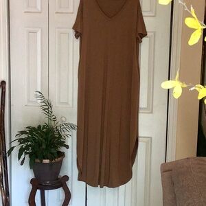 Brown Maxi Dress XXL. LIKE NEW WOT